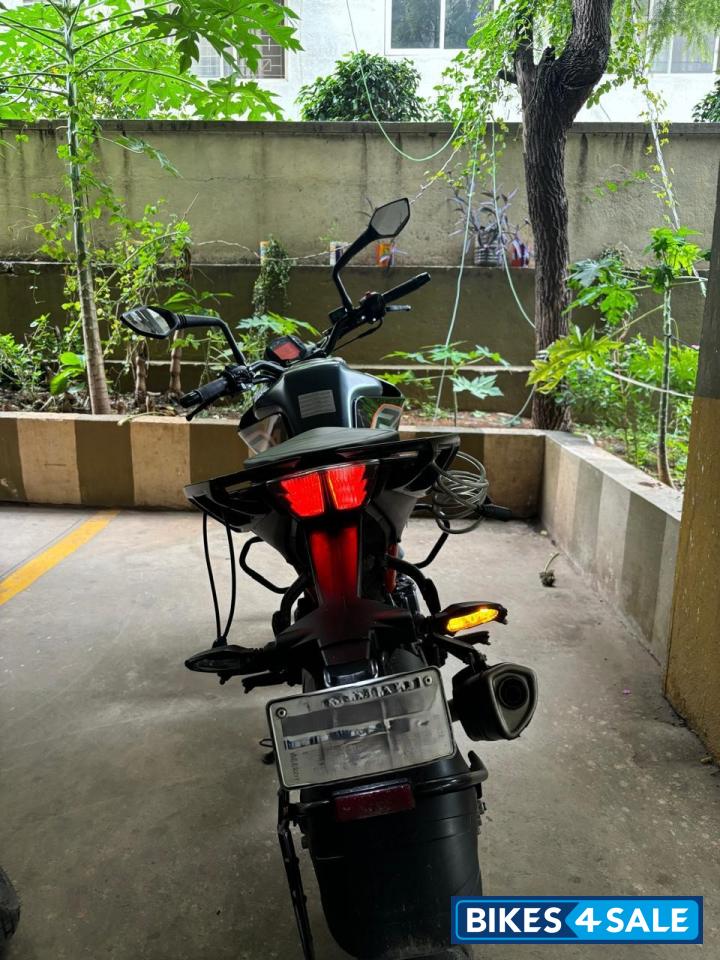 Ebony Black Me KTM Duke 250 2022 Ebony Black Me KTM Duke 250 2022