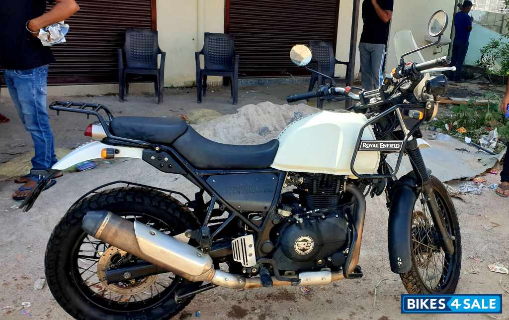 Royal Enfield Himalayan 452