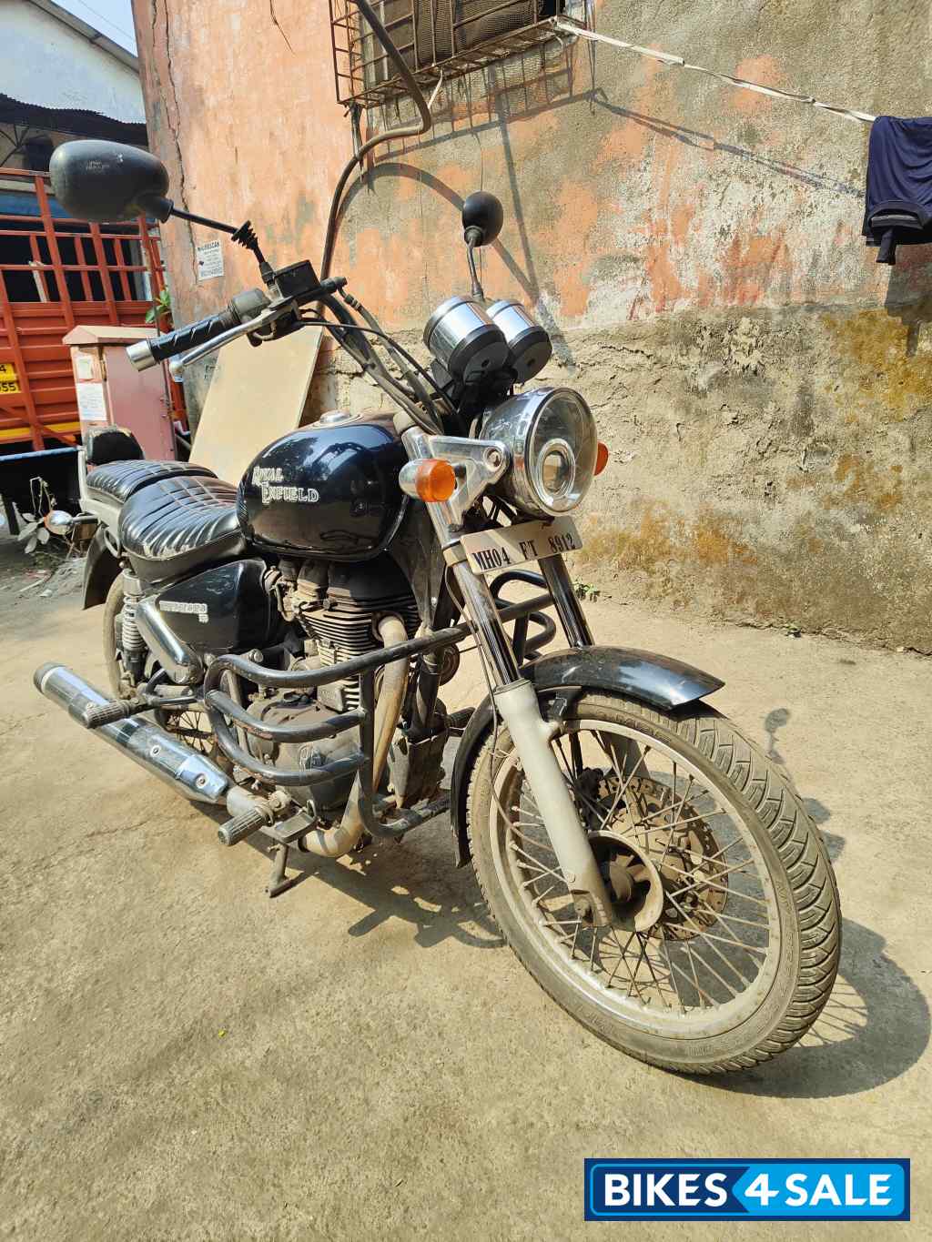 Royal Enfield Thunderbird 350
