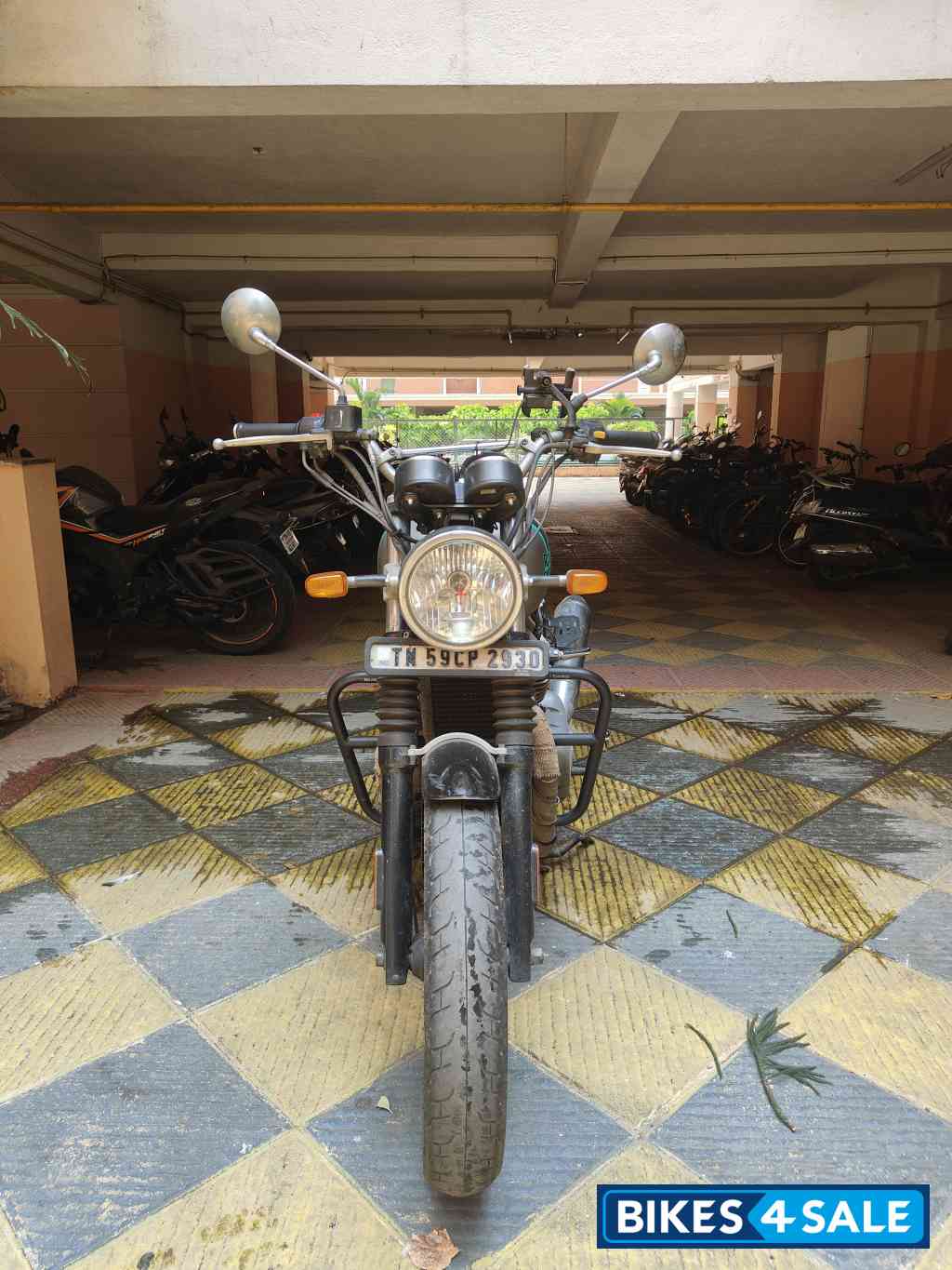 Downtown Drag Grey Royal Enfield Interceptor 650 Twin Downtown Drag Grey Royal Enfield Interceptor 650 Twin