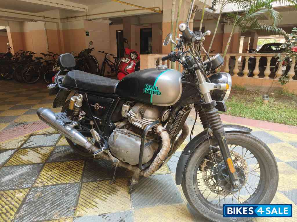Downtown Drag Grey Royal Enfield Interceptor 650 Twin Downtown Drag Grey Royal Enfield Interceptor 650 Twin