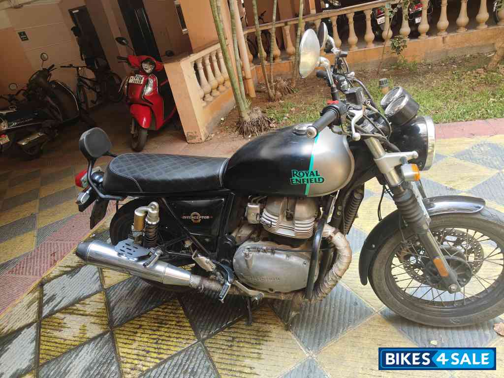 Downtown Drag Grey Royal Enfield Interceptor 650 Twin Downtown Drag Grey Royal Enfield Interceptor 650 Twin