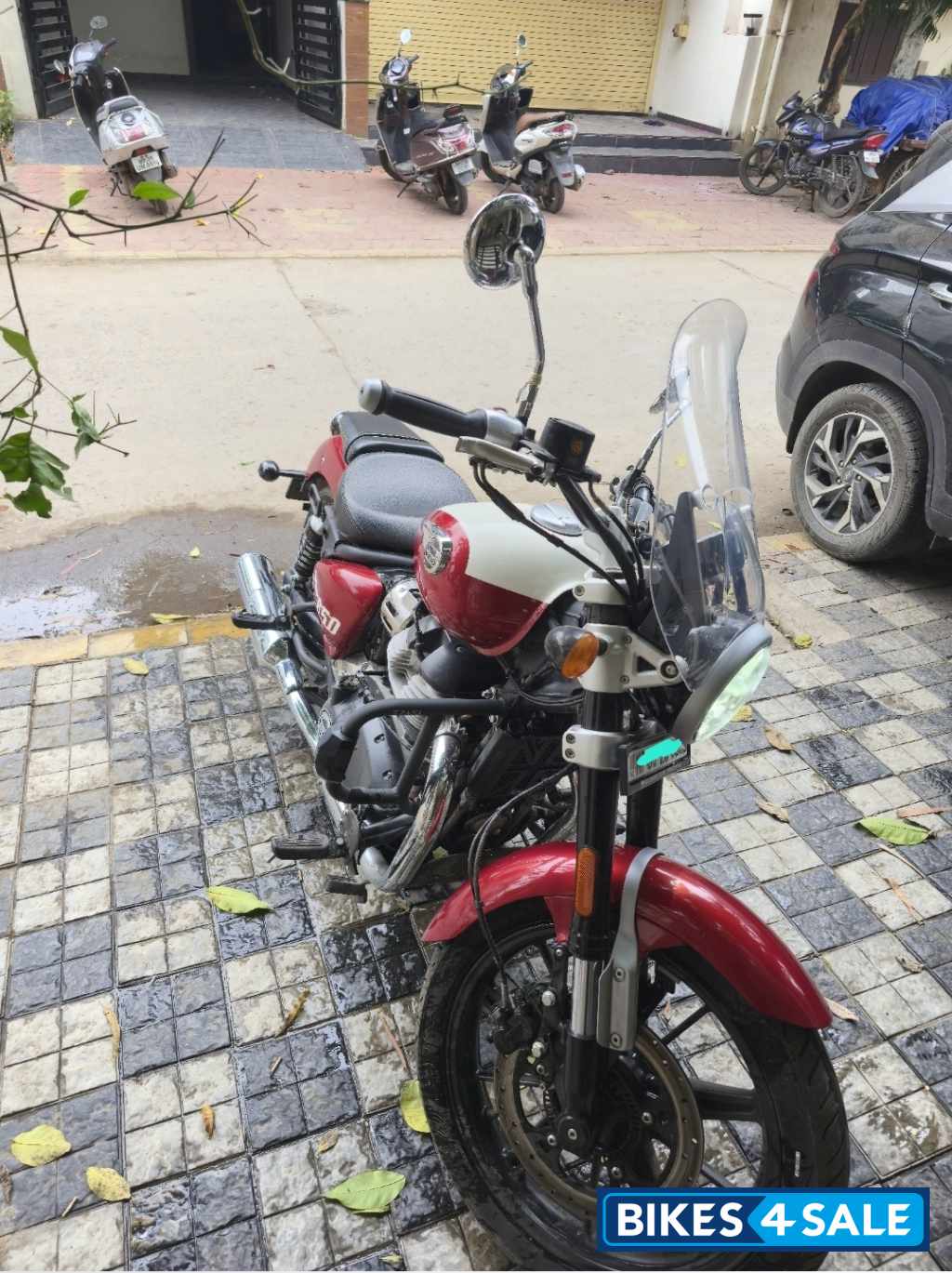Celestial Red Royal Enfield Super Meteor 650