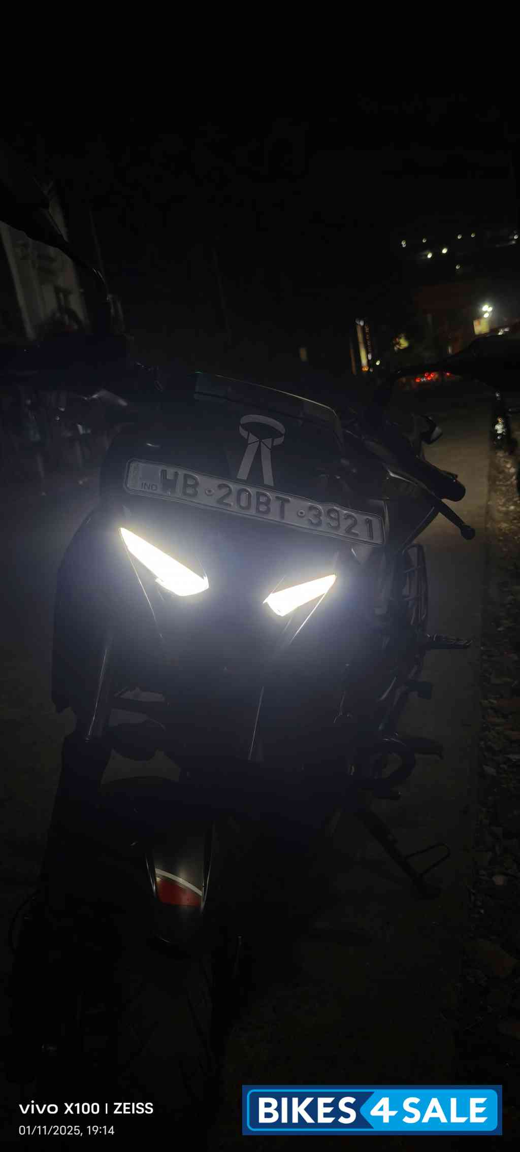 Bajaj Pulsar N160 Dual Channel ABS