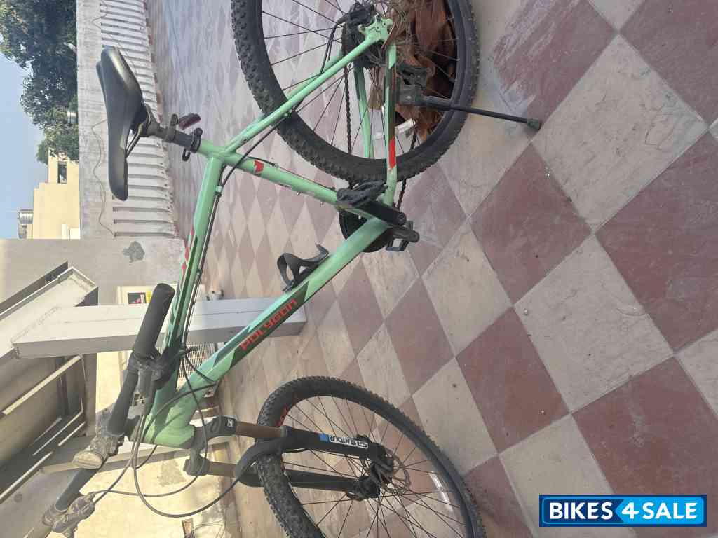 Bicycle Cascade polygon 4 Bicycle Cascade polygon 4