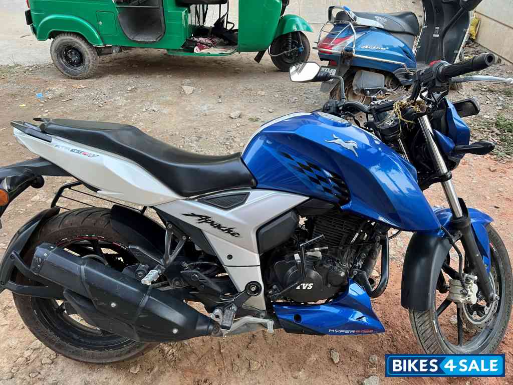 White And Blue TVS Apache RTR FI 160