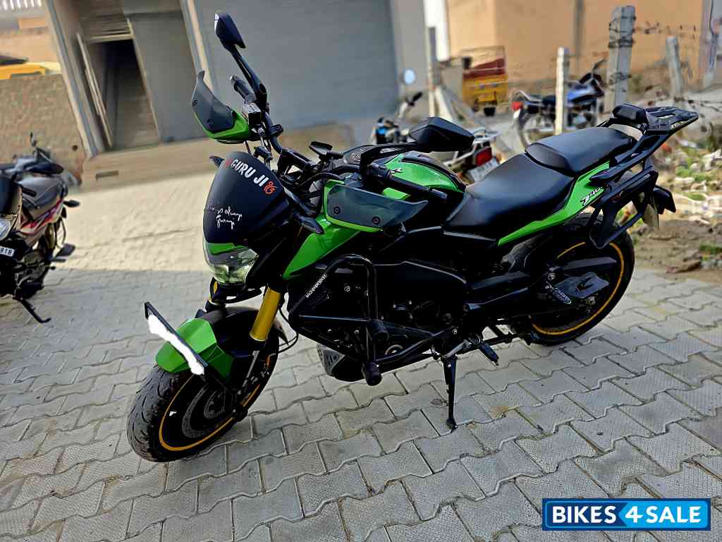 Bajaj Dominar 400 ABS BS6