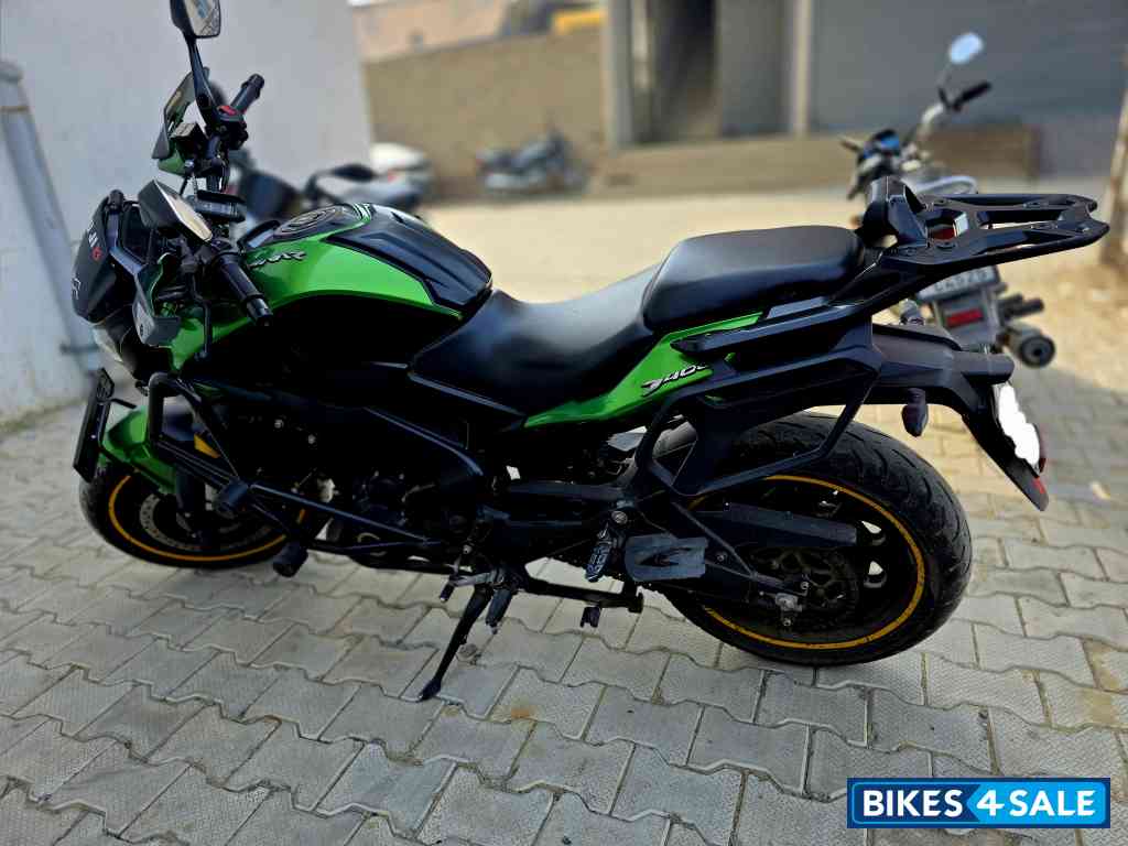Bajaj Dominar 400 ABS BS6