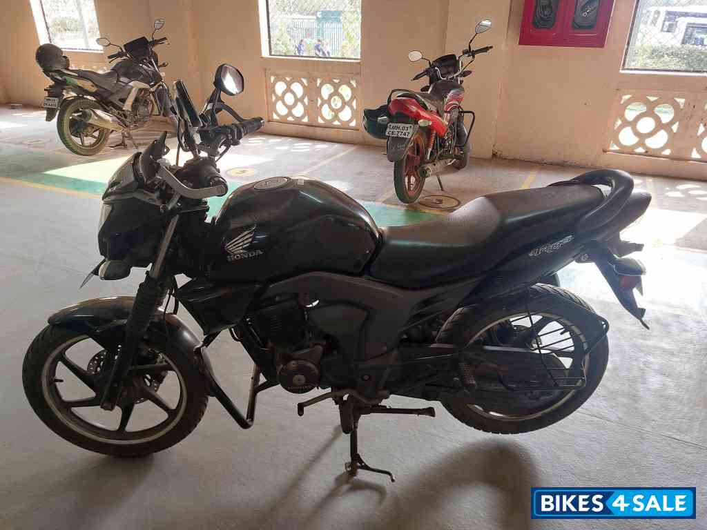 Honda CB Trigger Honda CB Trigger