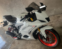 Yamaha R15 V4