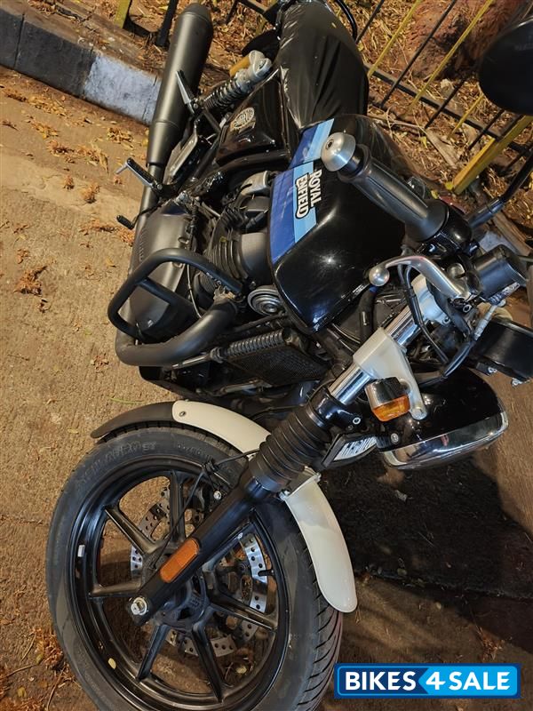 Black Royal Enfield Continental GT 650