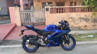 Blue Yamaha R15 V4