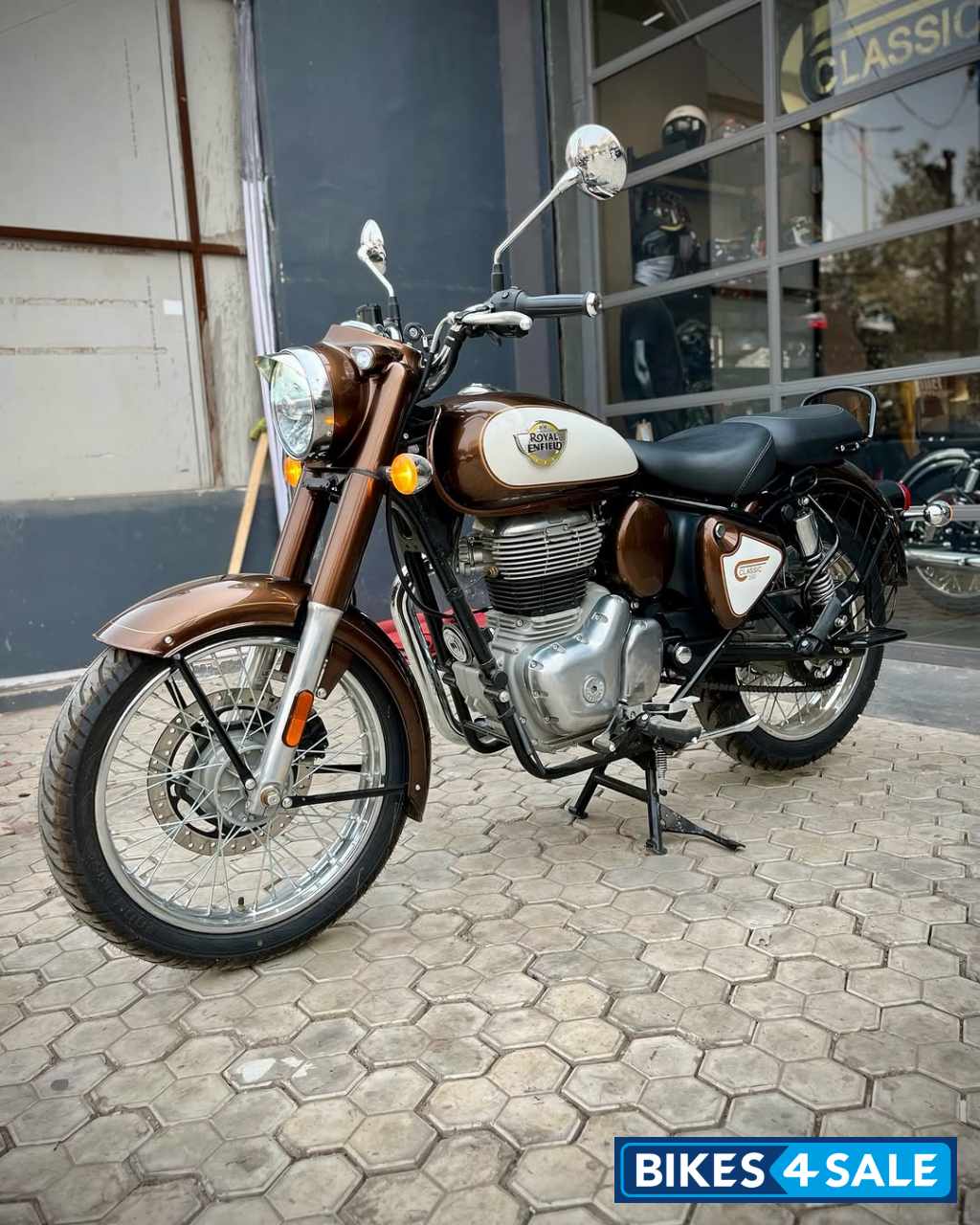 Royal Enfield Classic 350 Single Channel BS6
