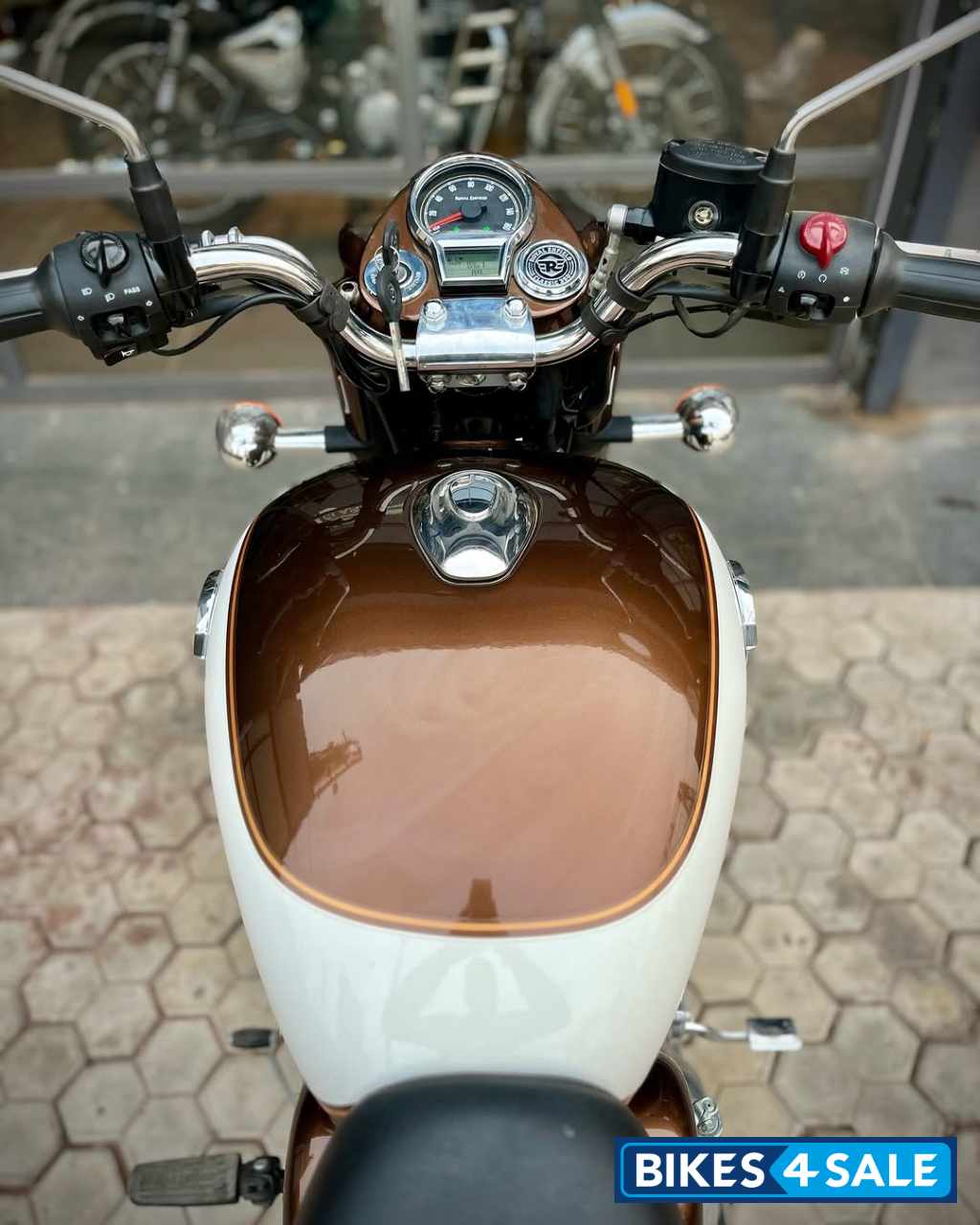 Royal Enfield Classic 350 Single Channel BS6