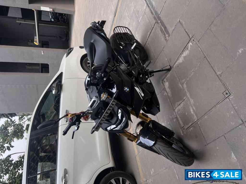 Cosmic Black BMW G 310 R BS6 Cosmic Black BMW G 310 R BS6