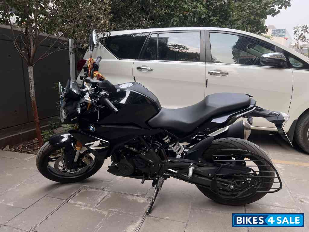 Cosmic Black BMW G 310 R BS6 Cosmic Black BMW G 310 R BS6