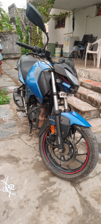 Vibrant Blue Matalic Hero Xtreme 160R