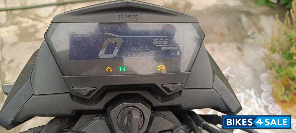 Vibrant Blue Matalic Hero Xtreme 160R