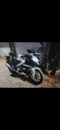 Yamaha R15M