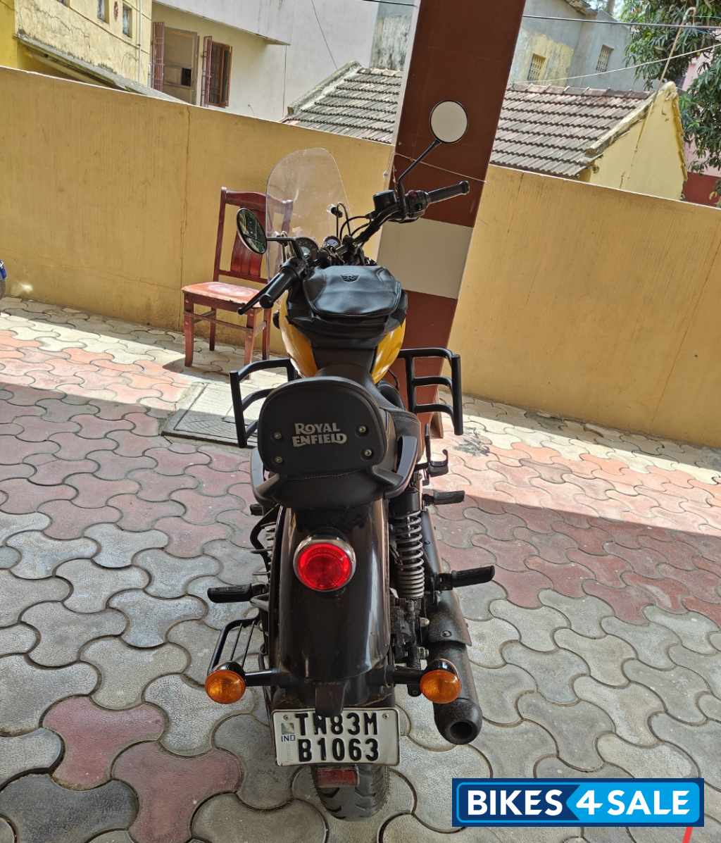 Royal Enfield Meteor 350 Fireball