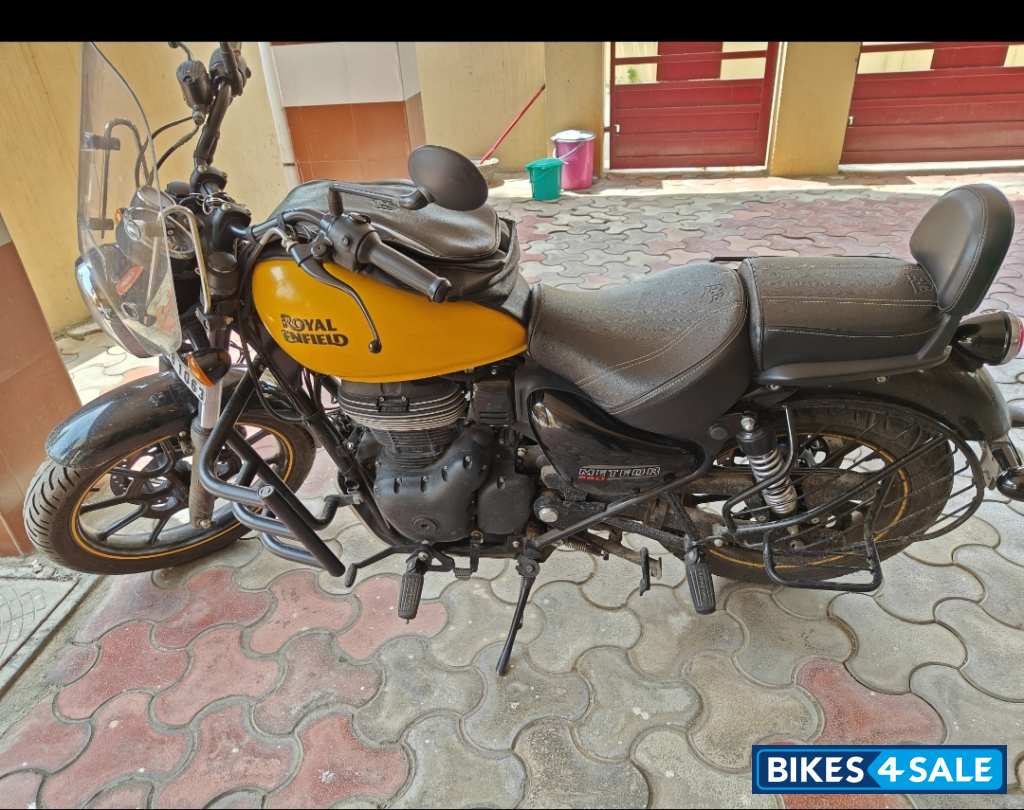 Royal Enfield Meteor 350 Fireball