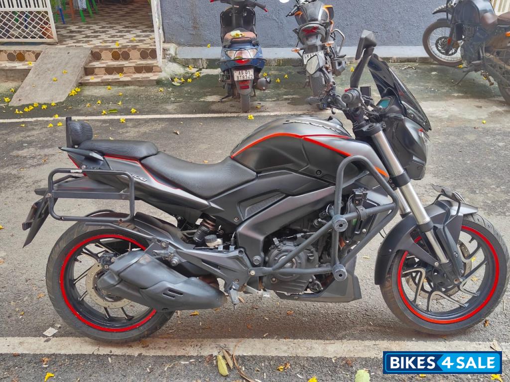 Bajaj Dominar 400 ABS BS6