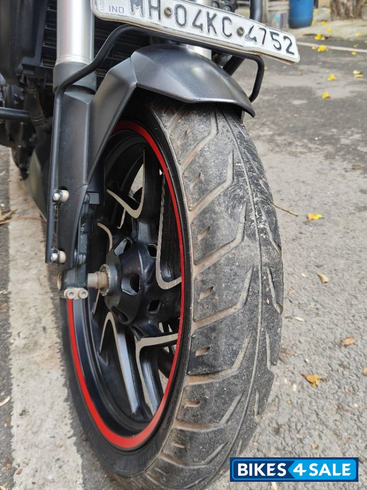 Bajaj Dominar 400 ABS BS6