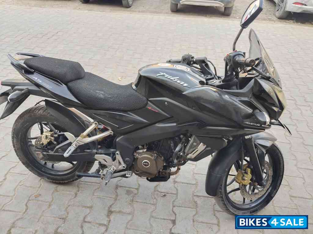 Bajaj Pulsar AS 200