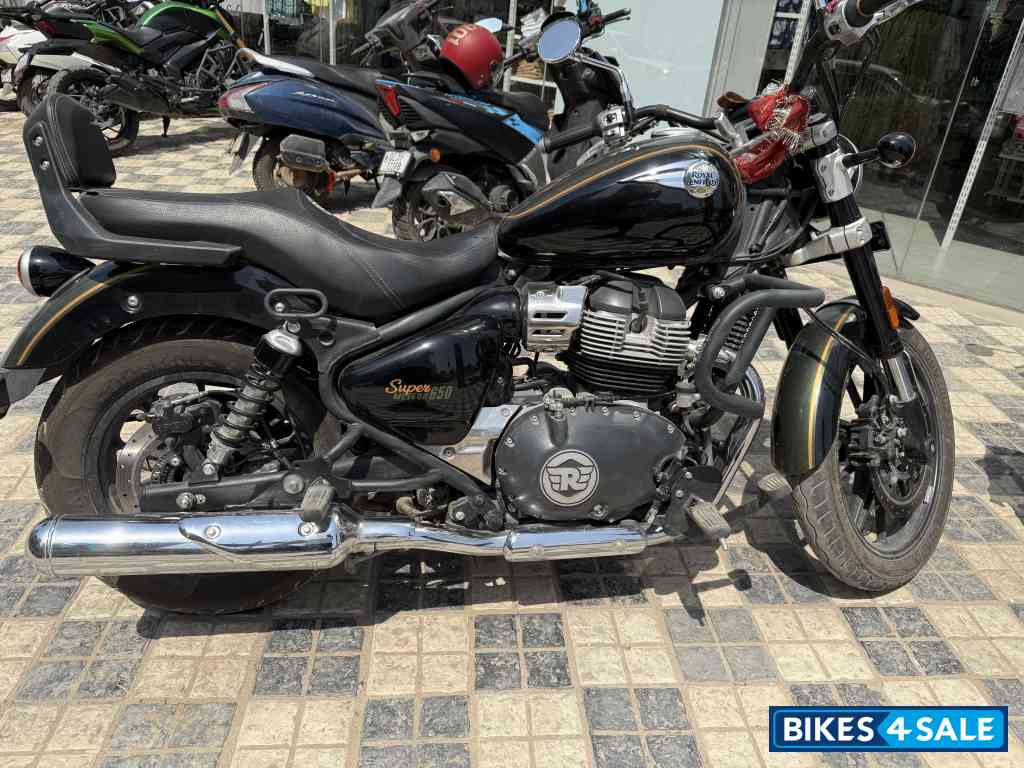 Royal Enfield Super Meteor 650