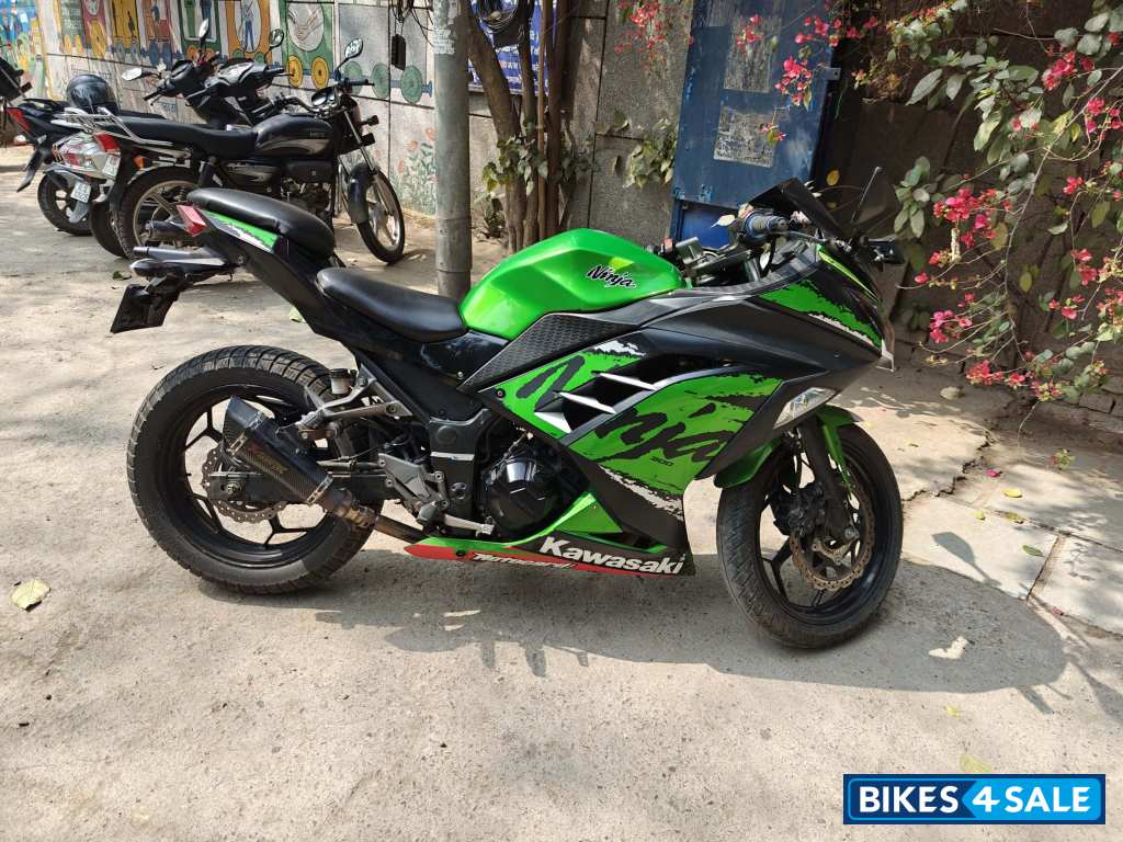 Kawasaki Ninja 300R