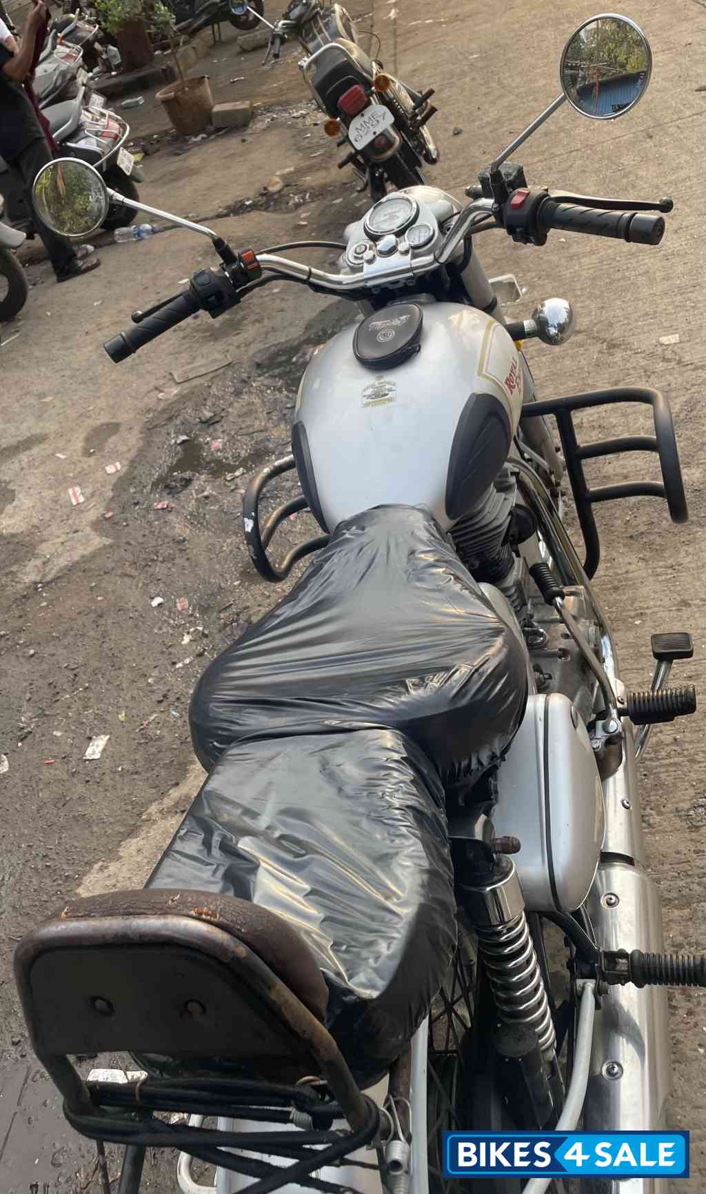 Silver Royal Enfield Classic 350