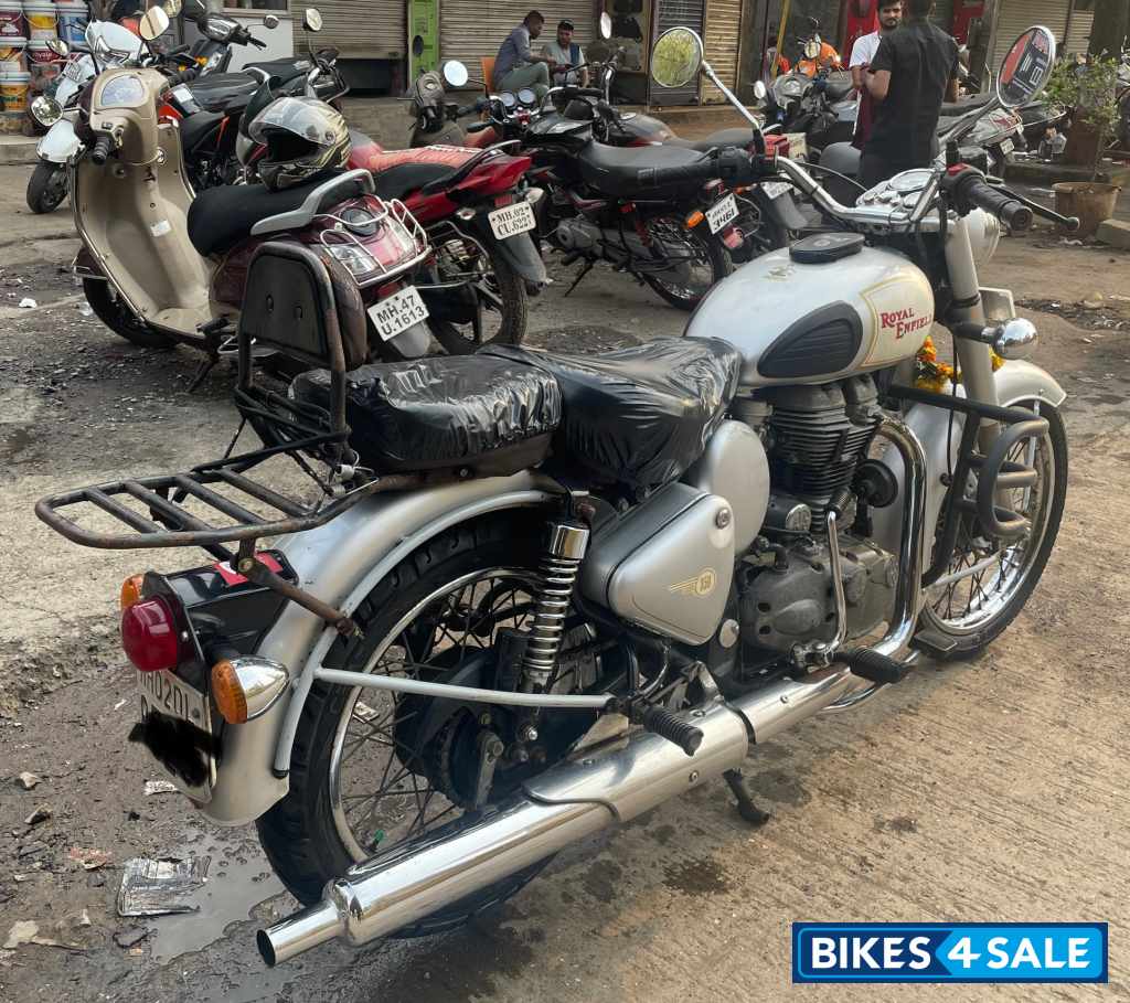 Silver Royal Enfield Classic 350