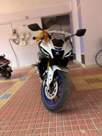Yamaha R15M  Model