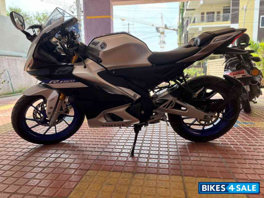Yamaha R15M Yamaha R15M