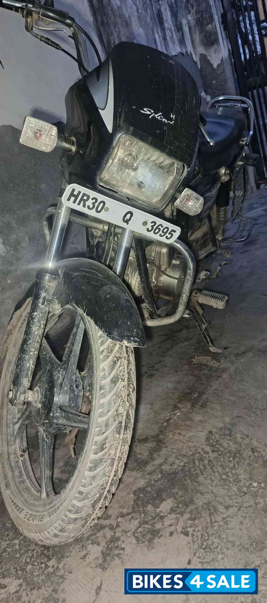 Black Hero Splendor Plus