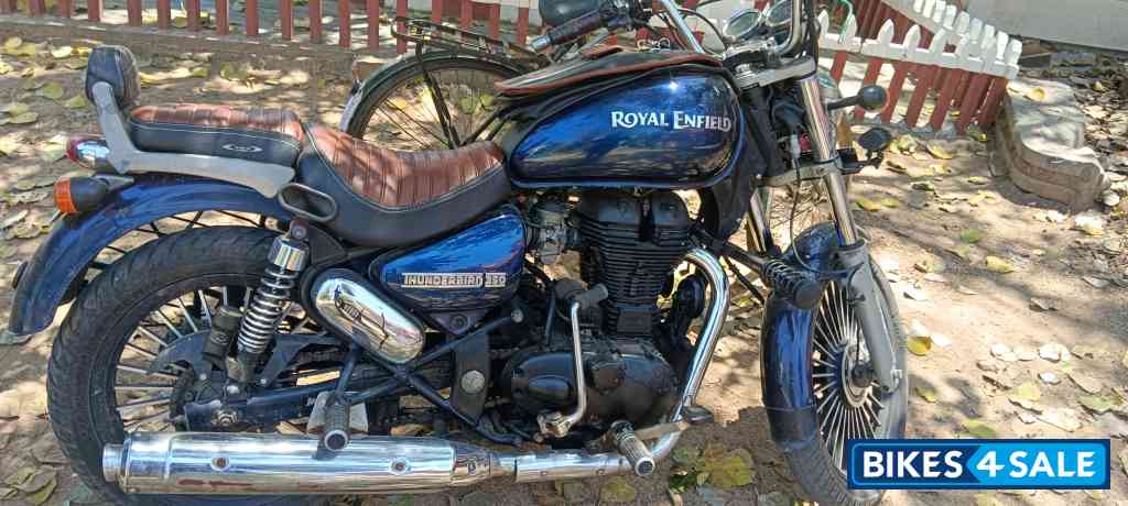 Blue Royal Enfield Thunderbird 350