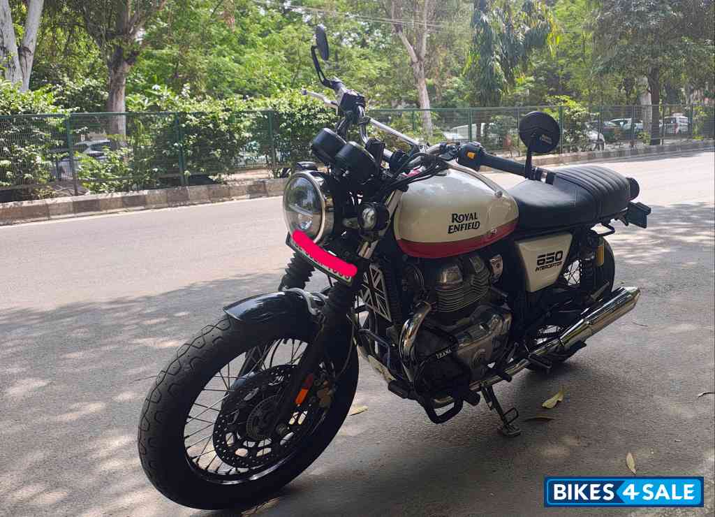 Royal Enfield Interceptor 650 Twin