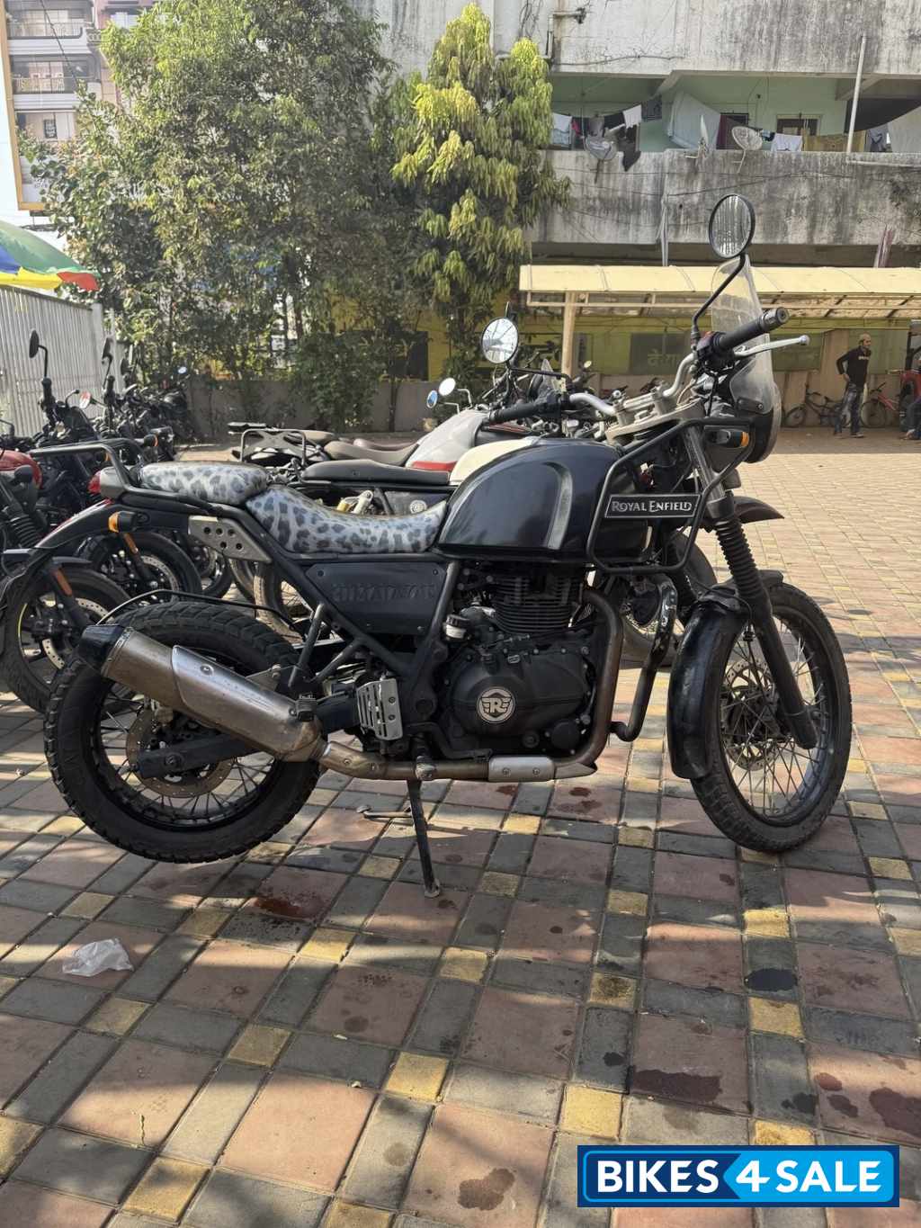 Granite Black Royal Enfield Himalayan Granite Black Royal Enfield Himalayan