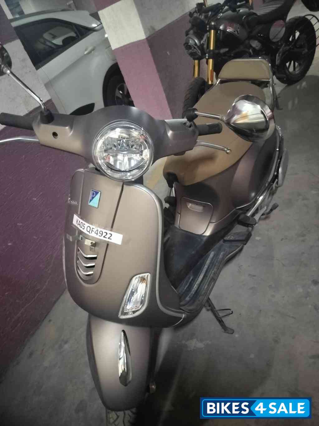 Vespa VXL 125