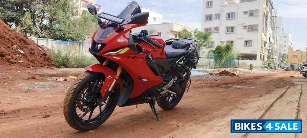 Yamaha R15 V4 Yamaha R15 V4