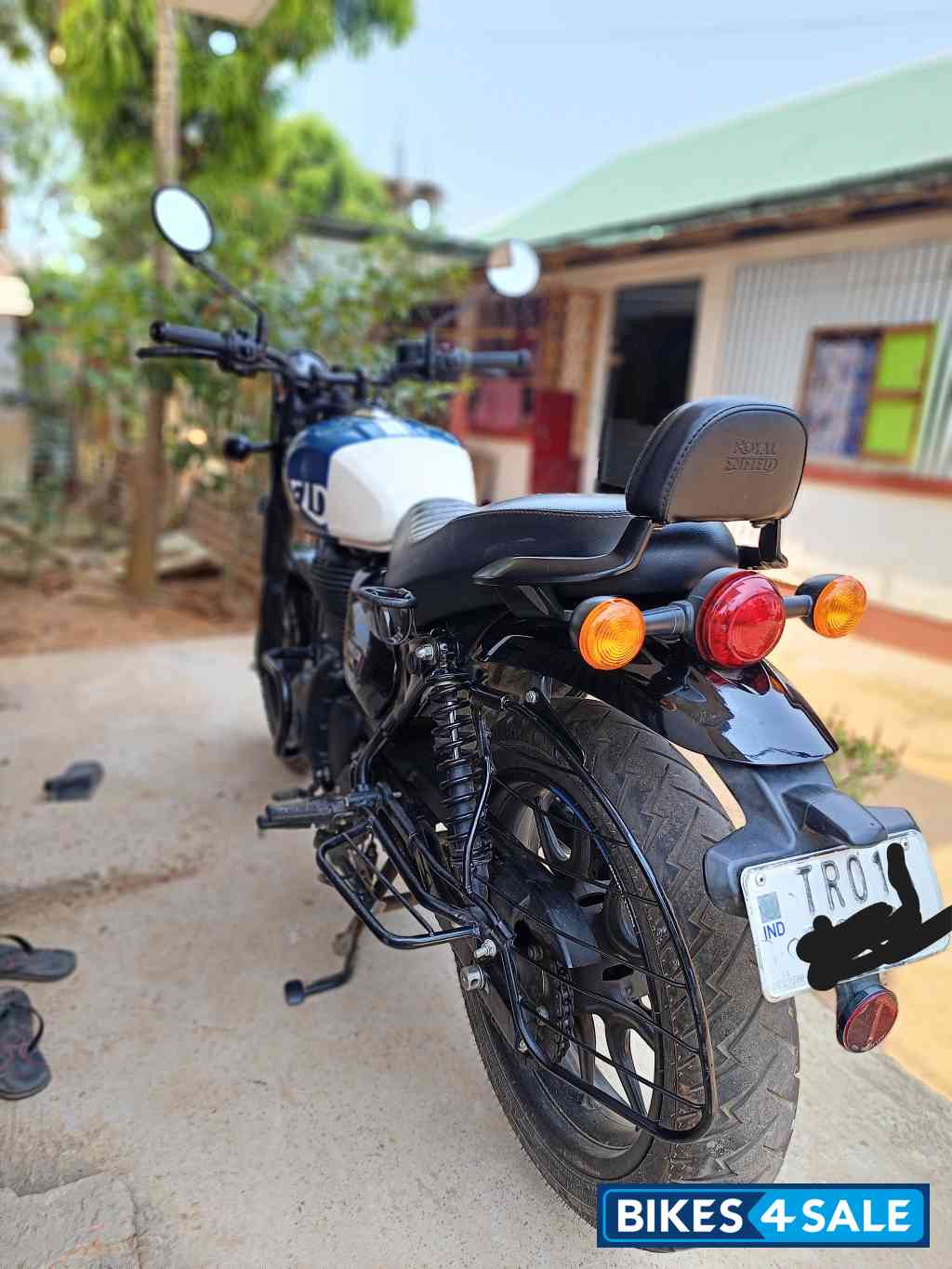 Rebel Blue Royal Enfield Hunter 350 Metro