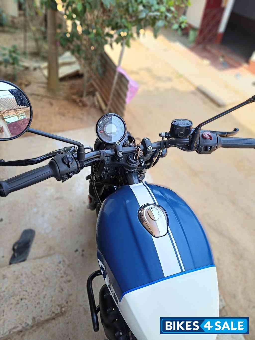 Rebel Blue Royal Enfield Hunter 350 Metro