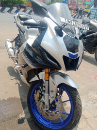 Yamaha R15M