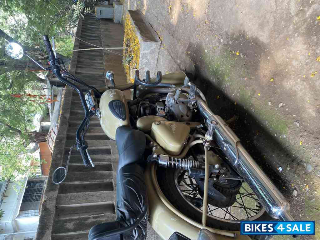 Desert Storm Royal Enfield Classic 500