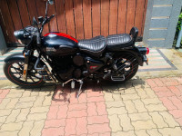 Royal Enfield Classic Stealth Black
