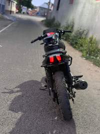 Bajaj Pulsar 180