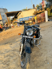 Royal Enfield Bullet Standard 350