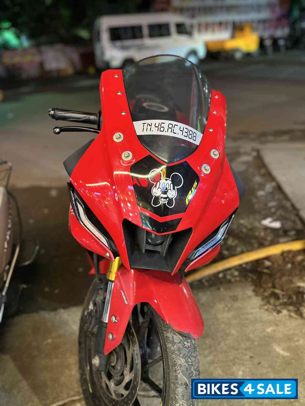 Yamaha R15 V4