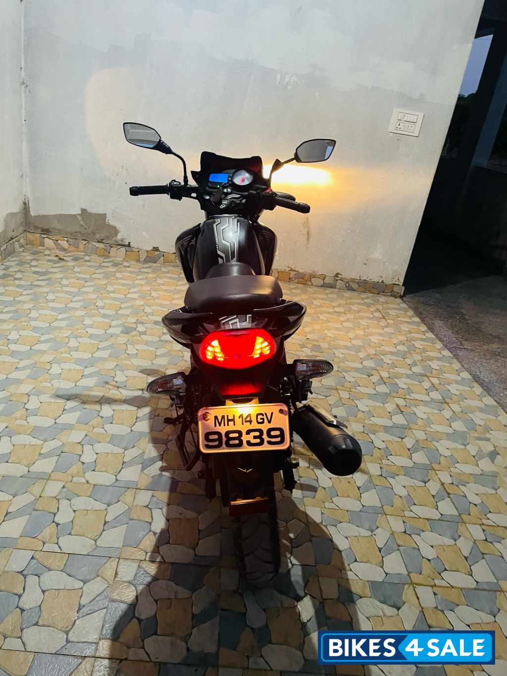 TVS Apache RTR 180 TVS Apache RTR 180