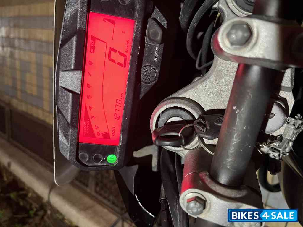 Black Yamaha FZ FI V2